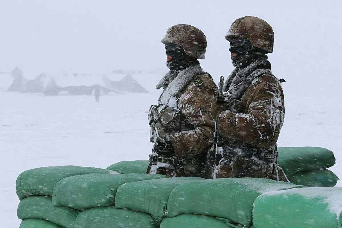 圣誕節守護我們的解放軍戰士